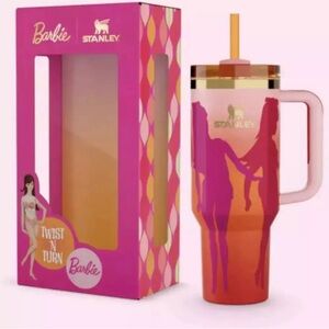 New Stanley x Barbie Limited Edition Twist and Turn 40oz. Quencher *Sealed*